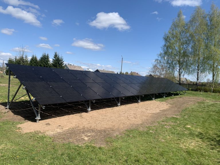 15 kW antžeminė saulės elektrinė